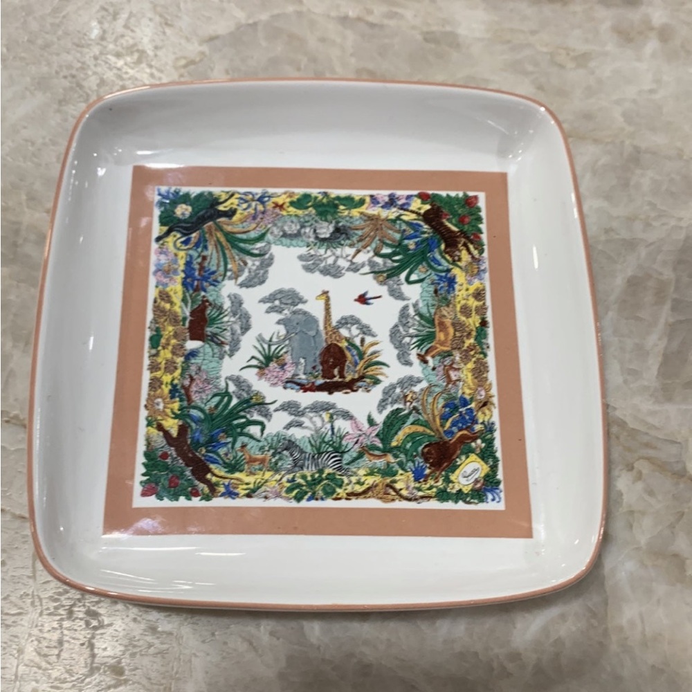 Gucci dish